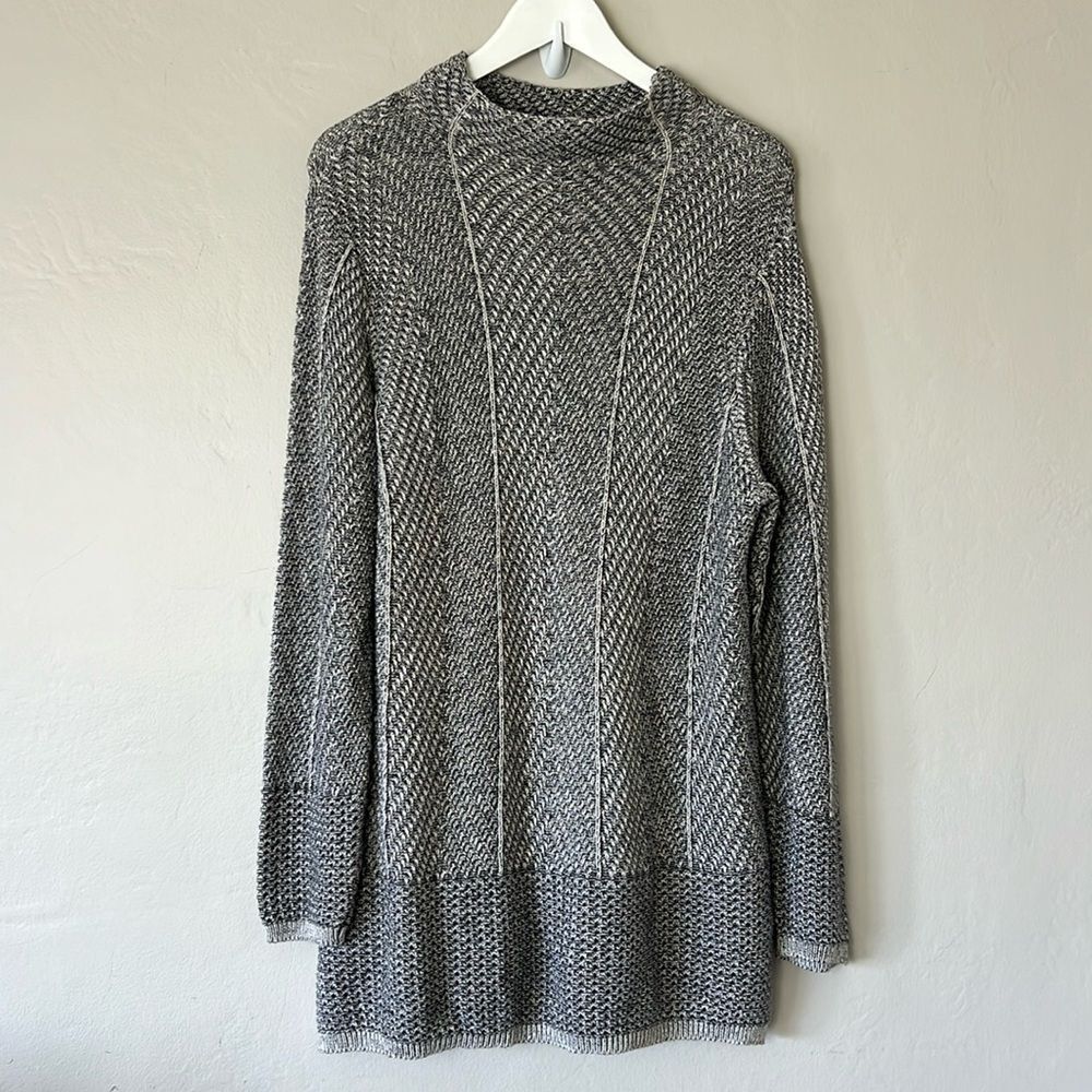 Eight Eight Eight Women's Mock Neck Gray Marble Thread Sweater